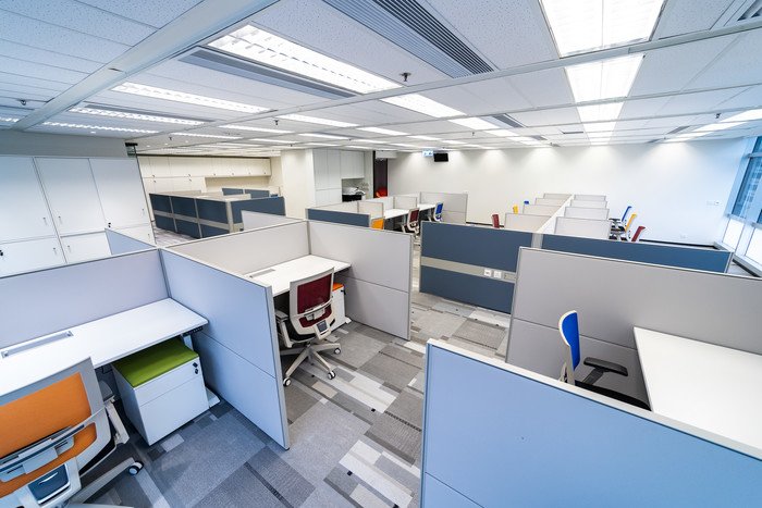 China Office Furniture_Office Desk Factory Wholesale_Office Furniture Manufacturer & Supplier In China